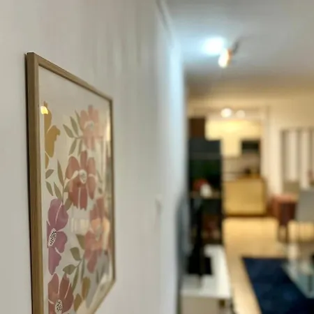 Adm Peaceful In Center- Wifi, Coffee, Ac Apartment