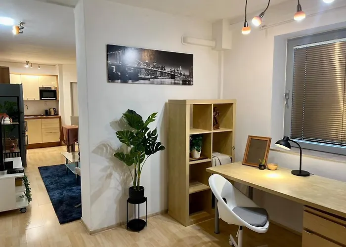 Adm Peaceful In Center- Wifi, Coffee, Ac アパート *